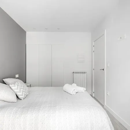 Junto A La Playa Ess01177 * San Sebastián