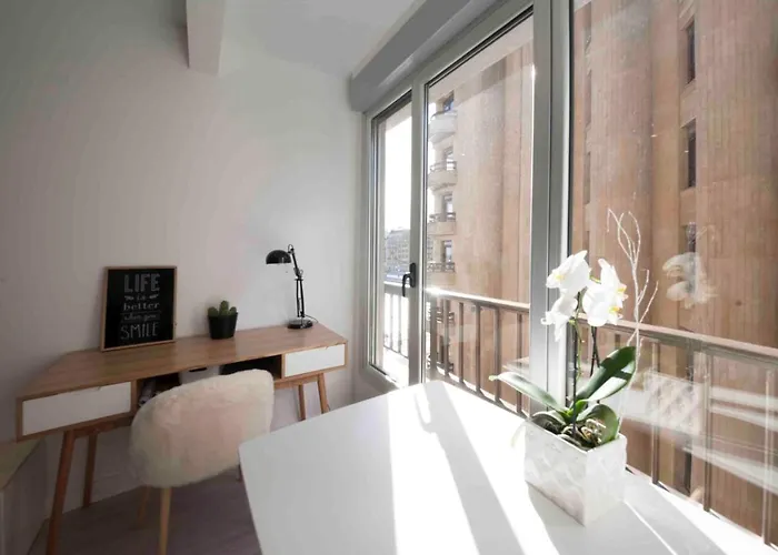 Junto A La Playa Ess01177 * サン・セバスティアン